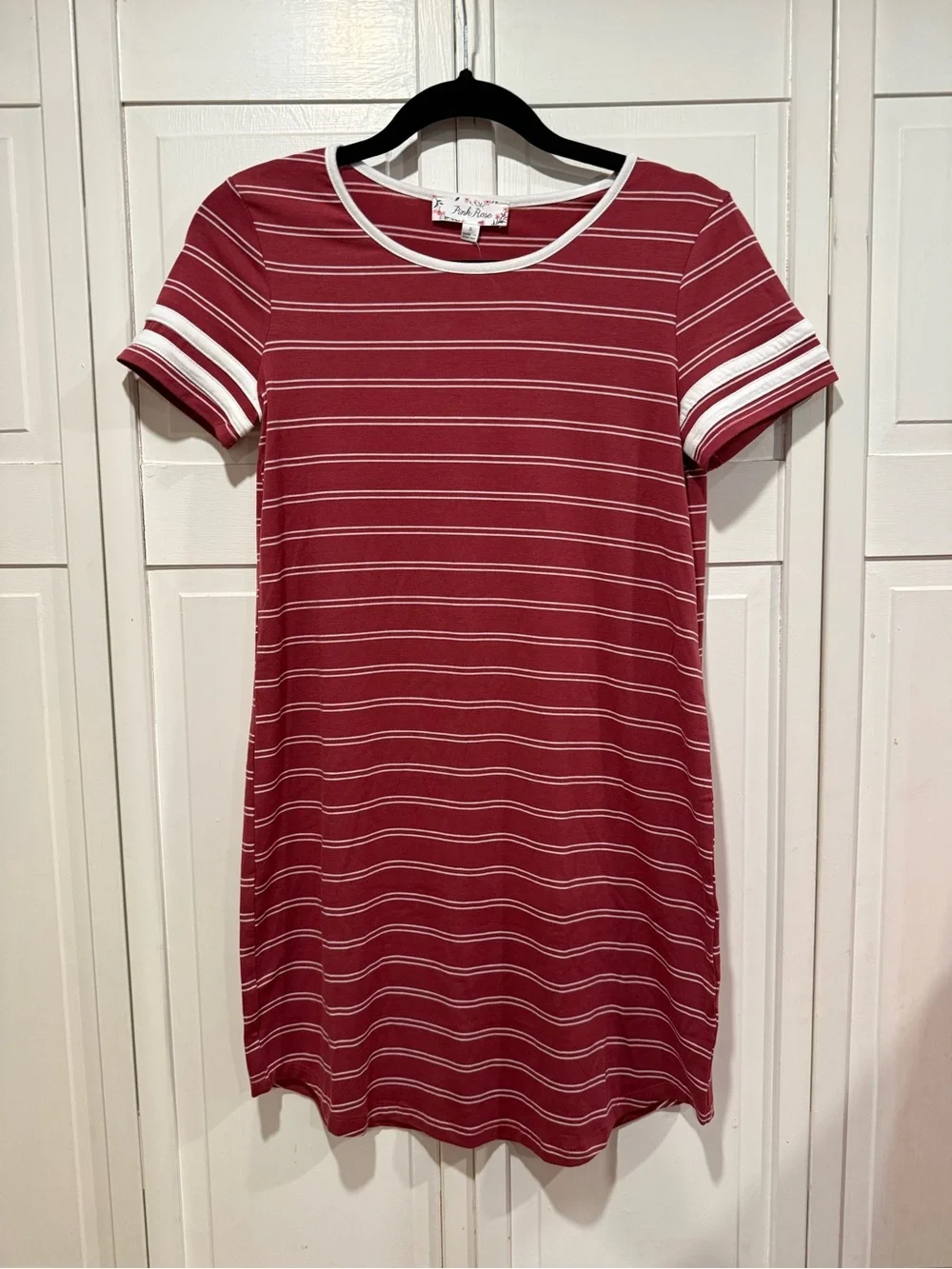 Pink Rose shirt dress size small NWT